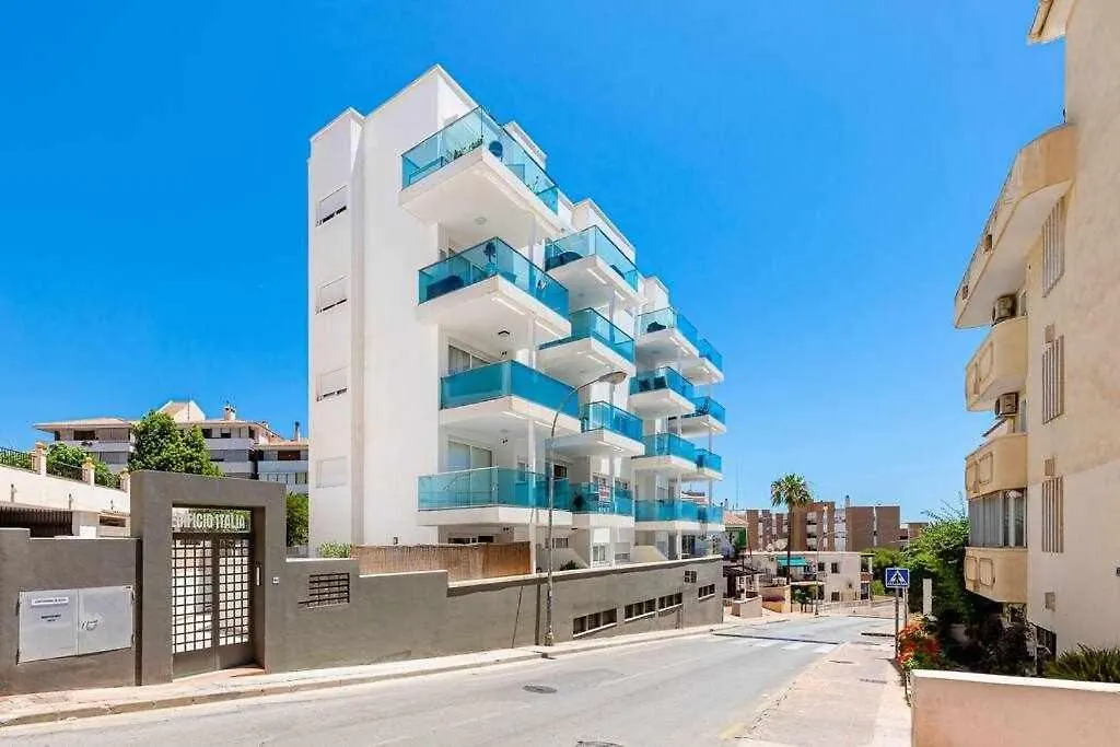 Lujoso Apartamento De 2 Habitaciones Con Vistas Benalmadena Apartment