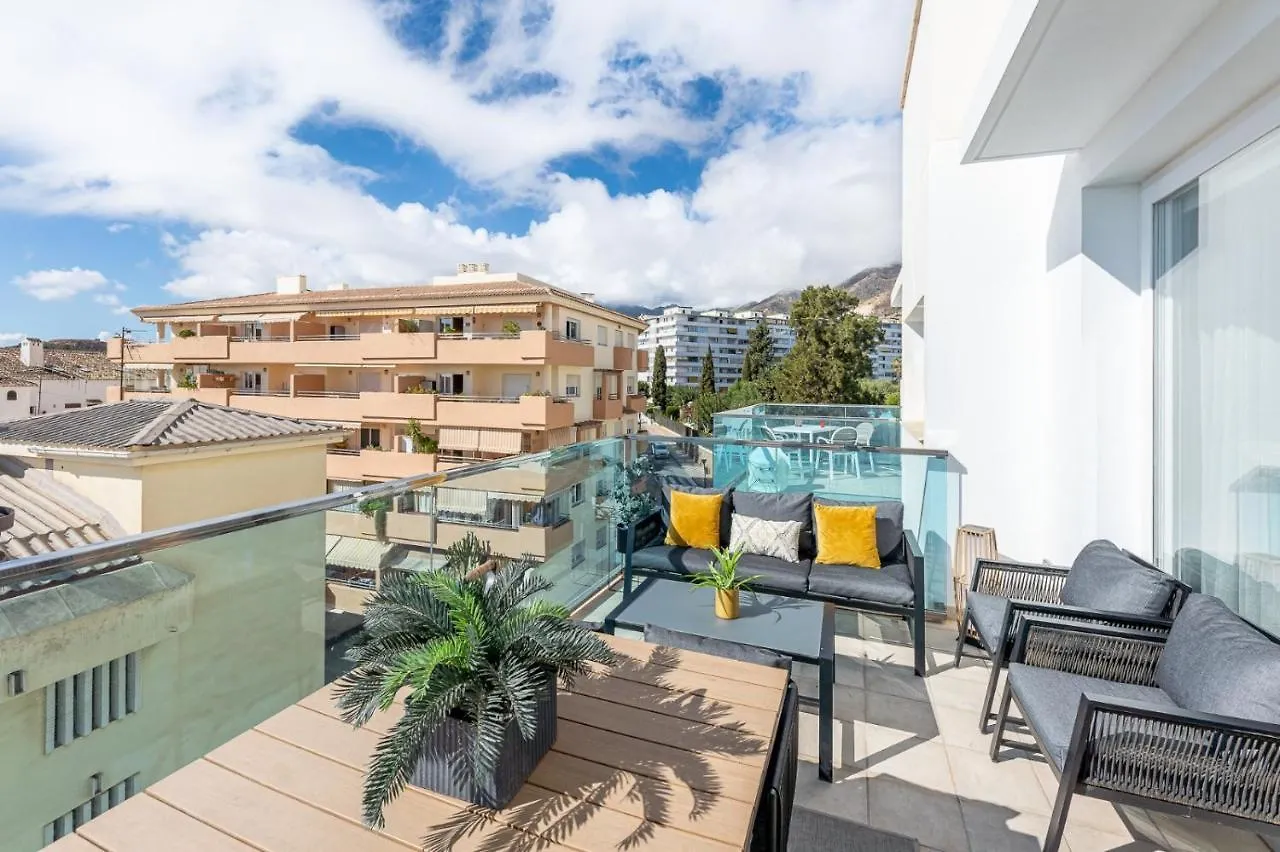 Lujoso Apartamento De 2 Habitaciones Con Vistas Benalmadena 0*,  Spain